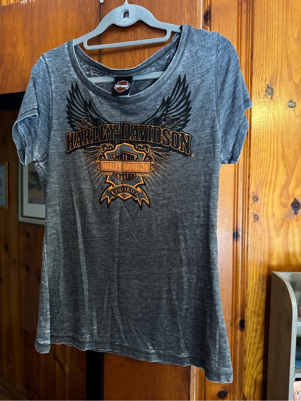 Harley-Davidson Women's Charcoal Tee with Orange Logo and Black Wings